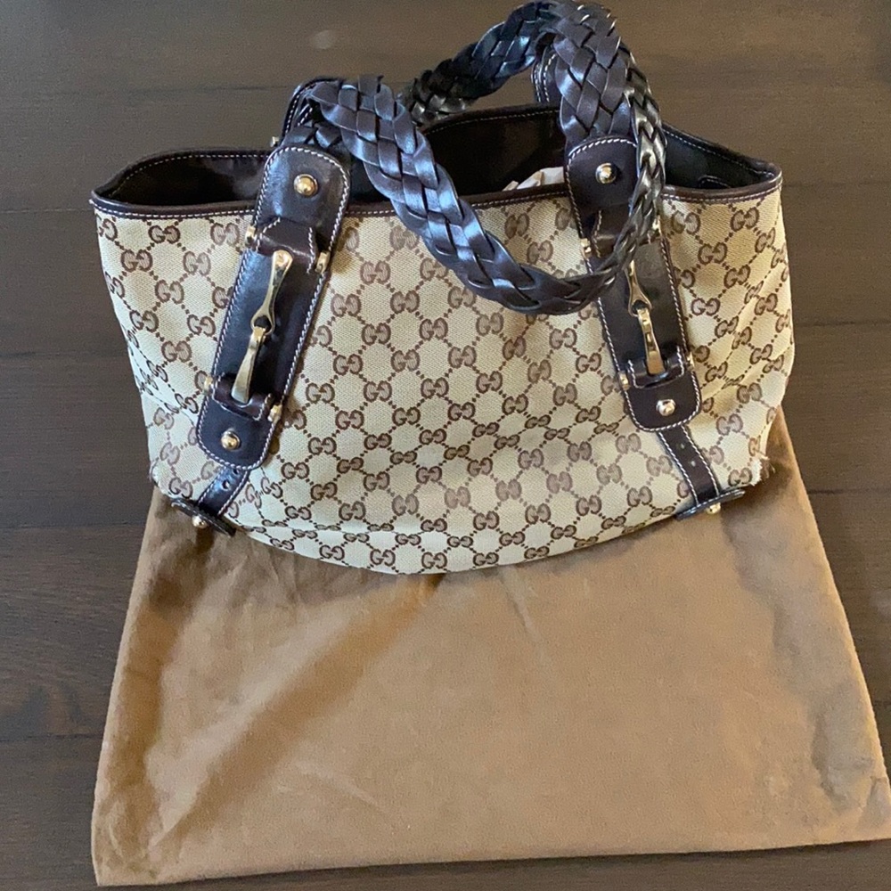 Gucci Horsebit Pelham Handbag